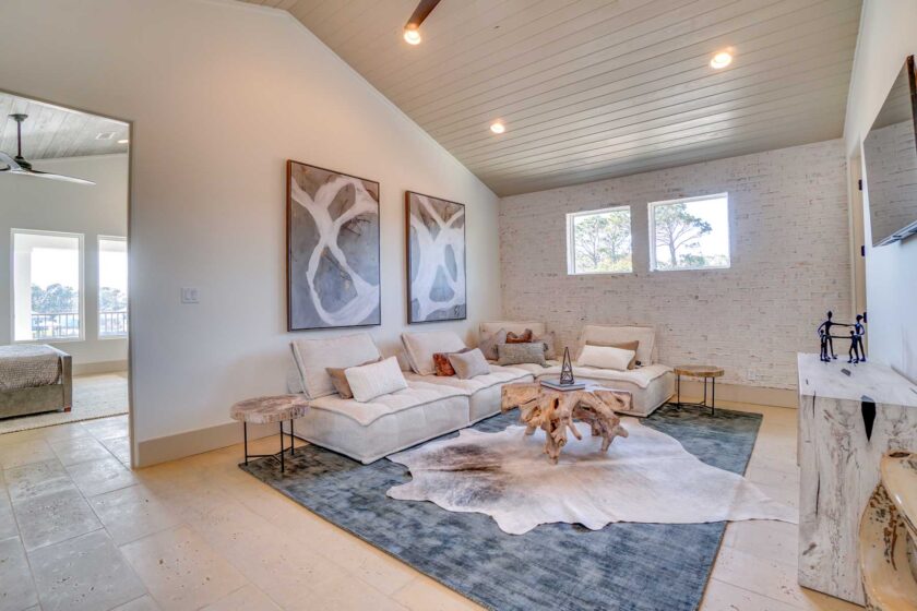 tall ceiling in living area